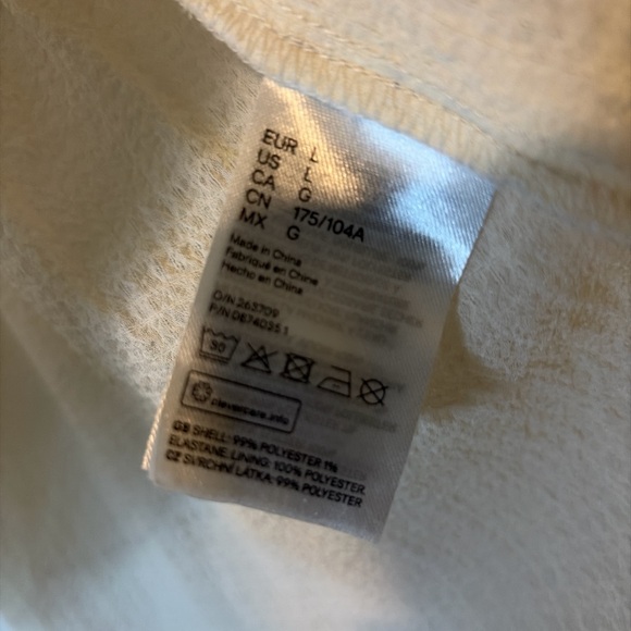 H&M Off-White Textured Blouse - Picture 4 of 4